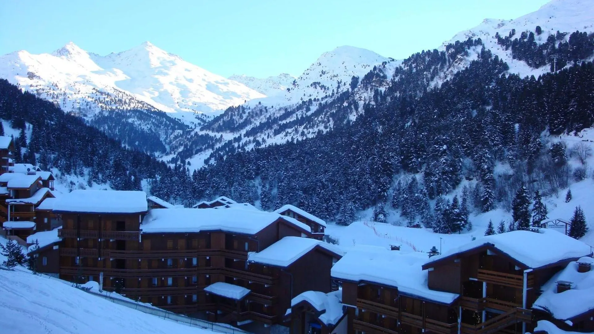 Apartment Appartement Cosy, Au Pied Des Pistes A Meribel - Fr-1-355-104