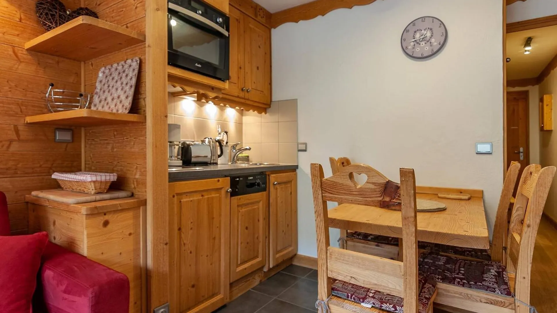 Apartment Appartement Cosy, Au Pied Des Pistes A Meribel - Fr-1-355-104 France